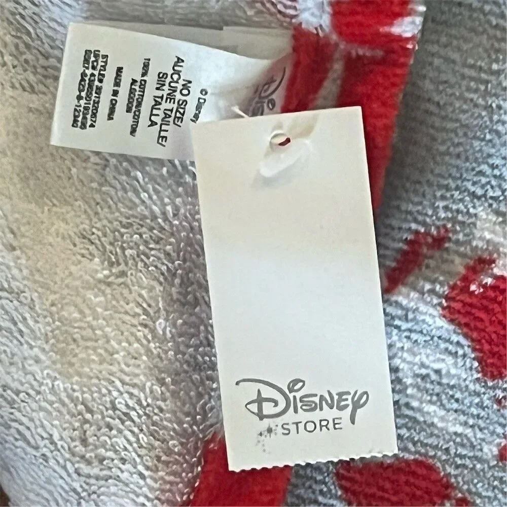 Disney Jake and the Never Land Pirates Beach Towel Gray 58 x 29 Kids Print